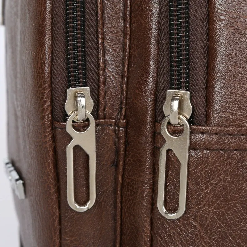 Braun zipper.webp
